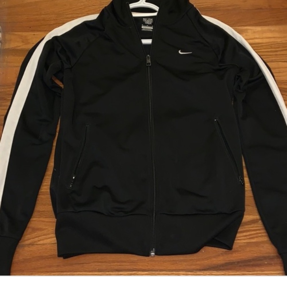 Black and white nike zip up jacket